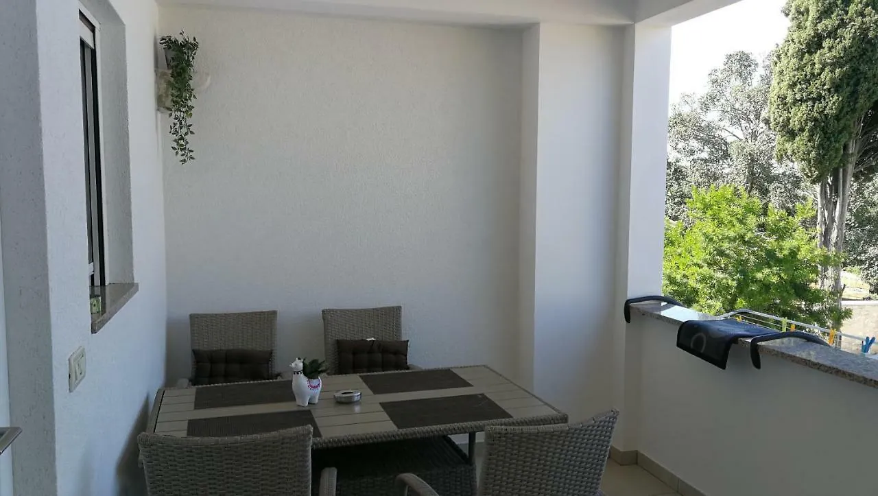 App Roko Apartment Porec